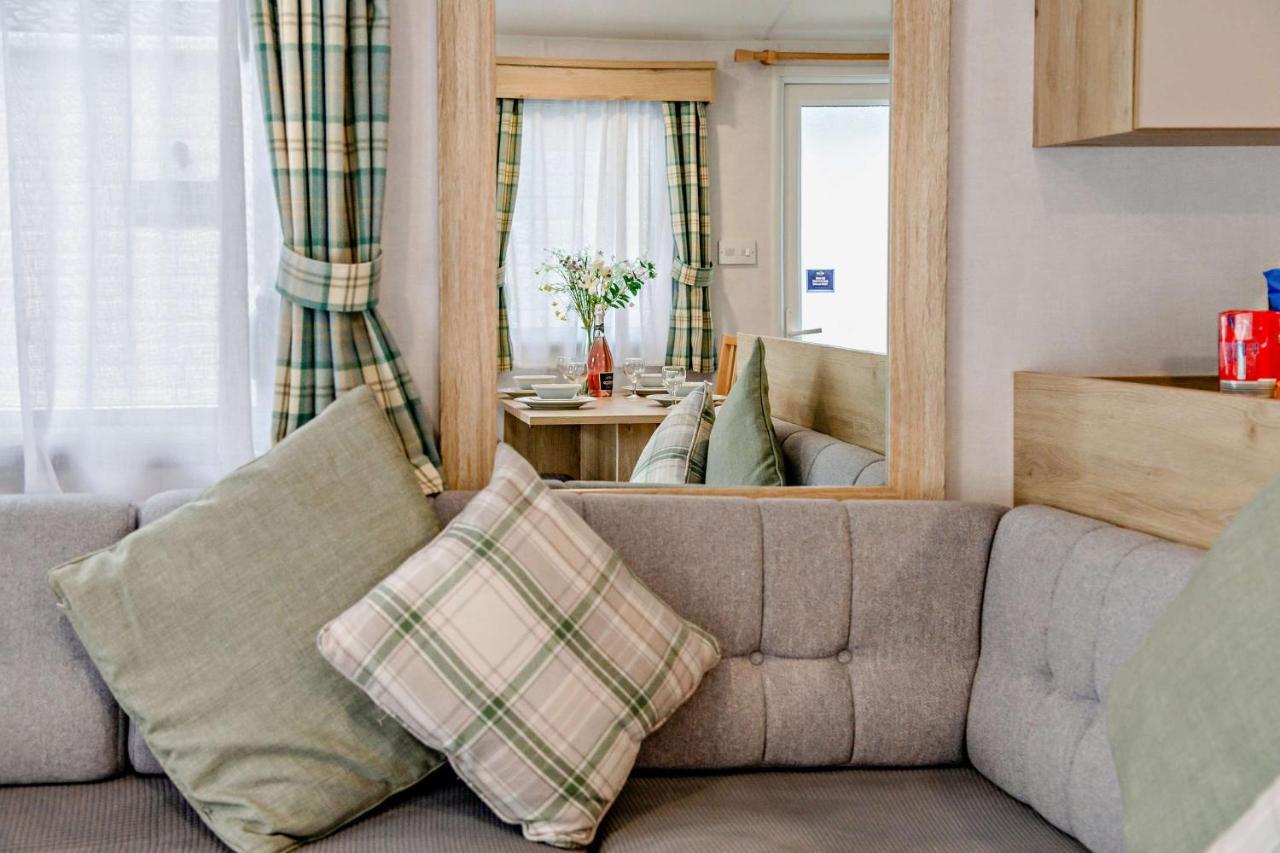 Sea La Vie Lodge, Rockley Park Holiday Park, Poole, Dorset Екстериор снимка