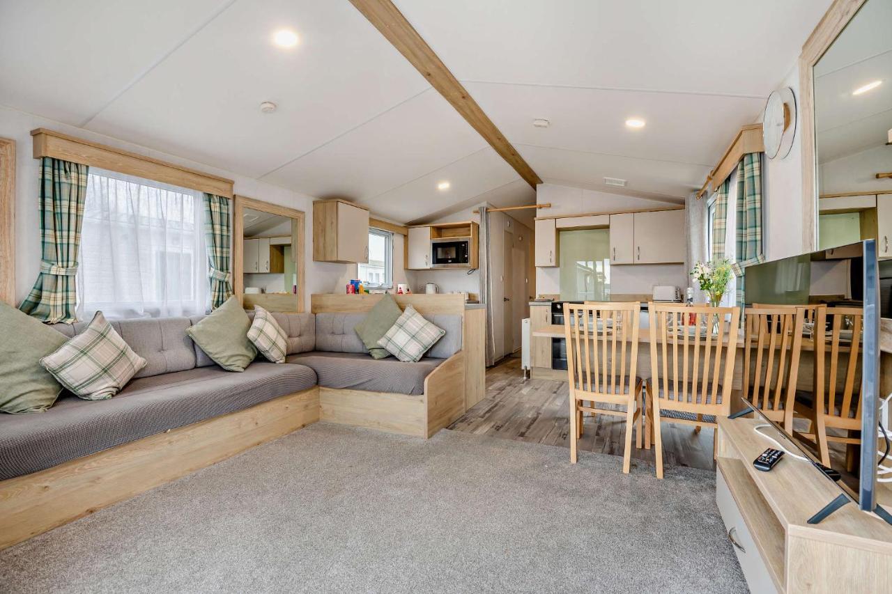 Sea La Vie Lodge, Rockley Park Holiday Park, Poole, Dorset Екстериор снимка