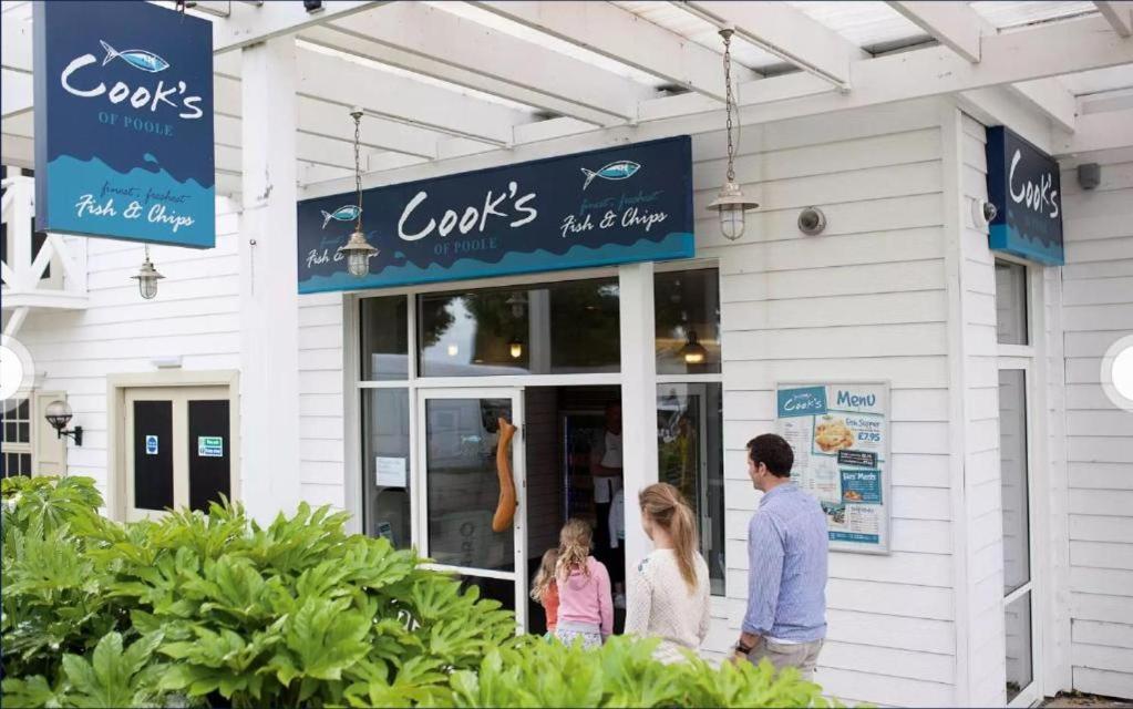 Sea La Vie Lodge, Rockley Park Holiday Park, Poole, Dorset Екстериор снимка