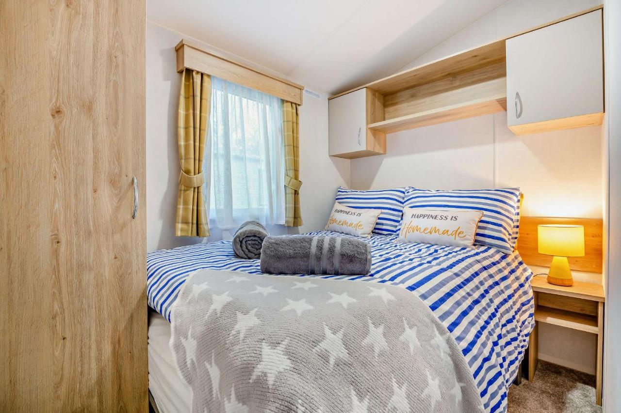 Sea La Vie Lodge, Rockley Park Holiday Park, Poole, Dorset Екстериор снимка
